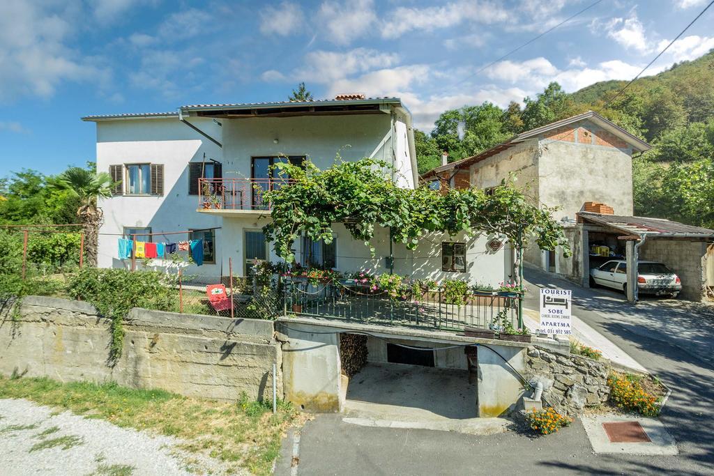 Farm Stay Ferjancic วิพาวา ภายนอก รูปภาพ